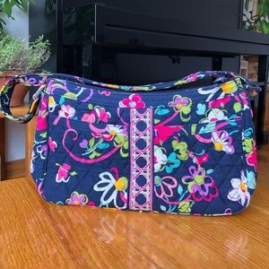Vera Bradley mid size purse